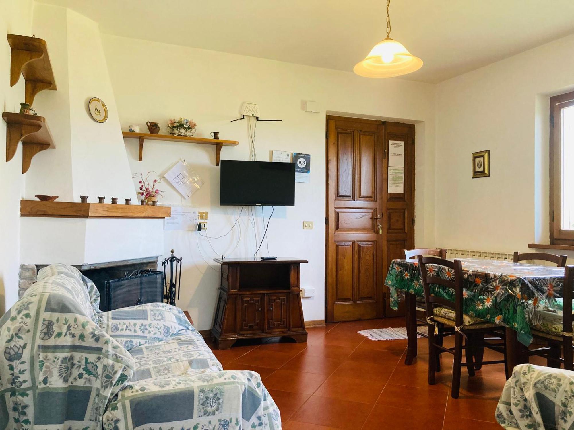 Agriturismo Tramonti Castiglione di Garfagnana Luaran gambar